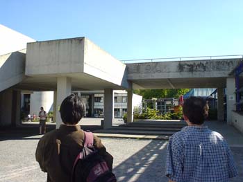 uni02